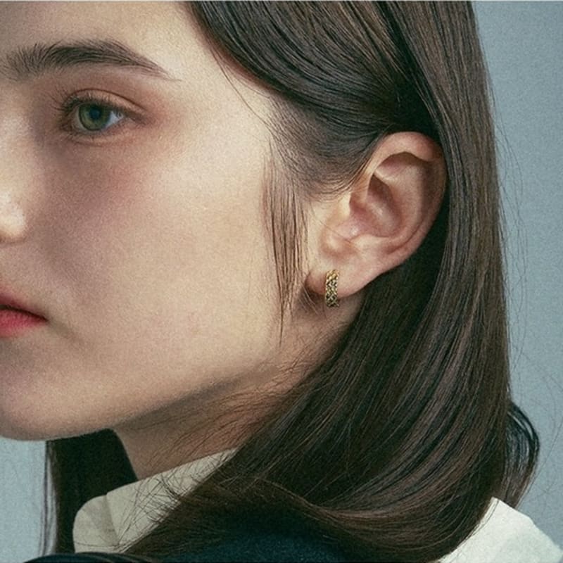 Dana Burton Classic Embossed One-Touch Earrings