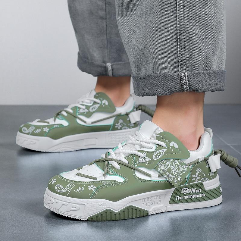 New autumn breathable board shoes trendy shoes sports and leisure running shoes young and young men's shoes non-slip shoes