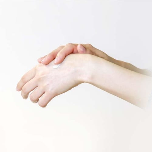 Yamato Fukuyama Shoten Serum Hand Cream 40g