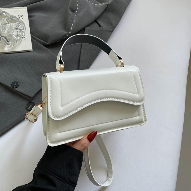 

Autumn new fashion simple niche design small square bag casual handbag popular oblique span bag белый