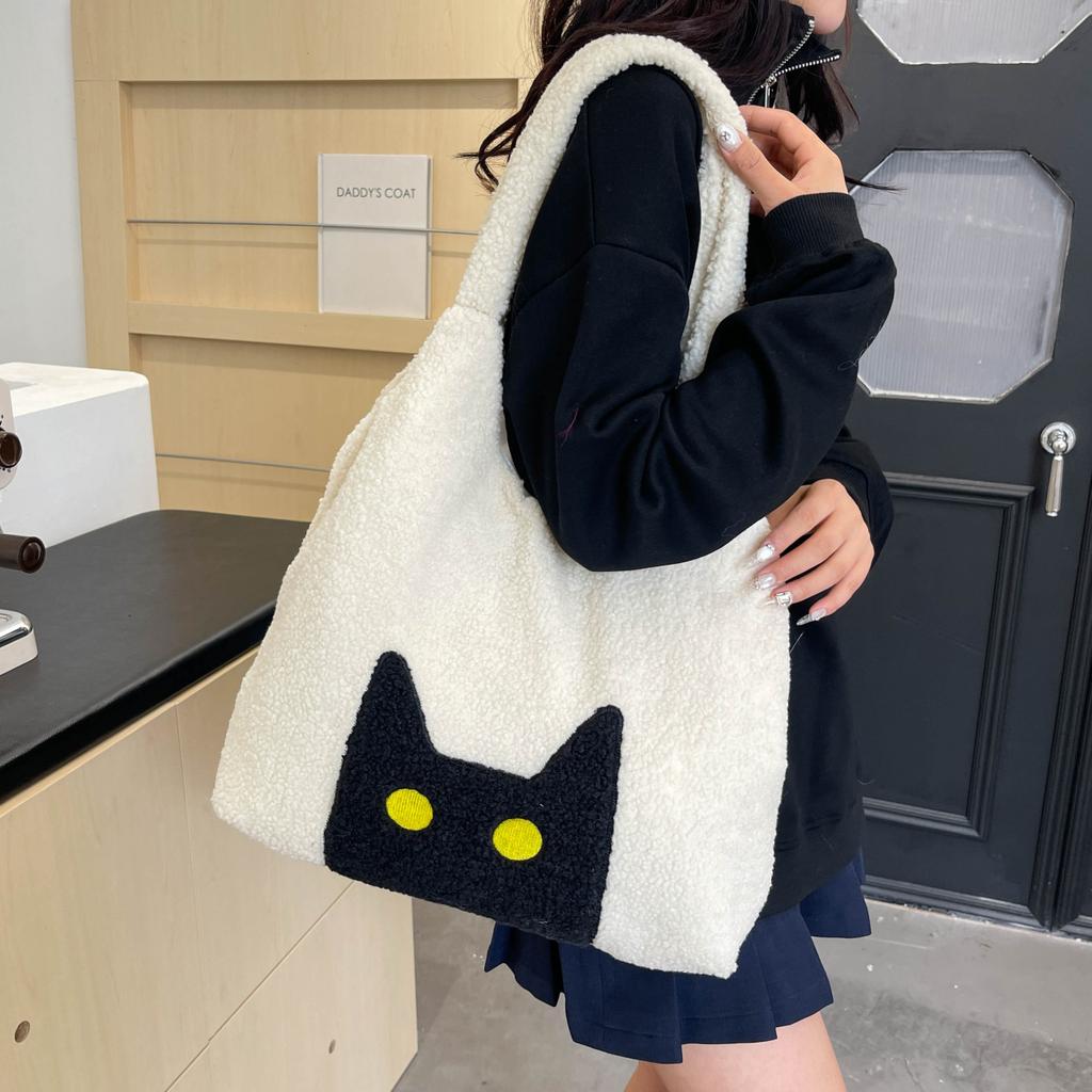 New Plush Cartoon Cat Niche High-end Sense Large Capacity Women's Commuting Shoulder Tote Bag