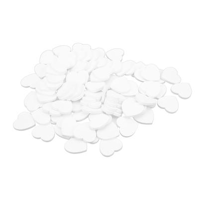 100 db Faforgács 20 mm Szív alakú DIY Kézműves Fa Fesztivál Esküvői Ünnepi Dekoráció