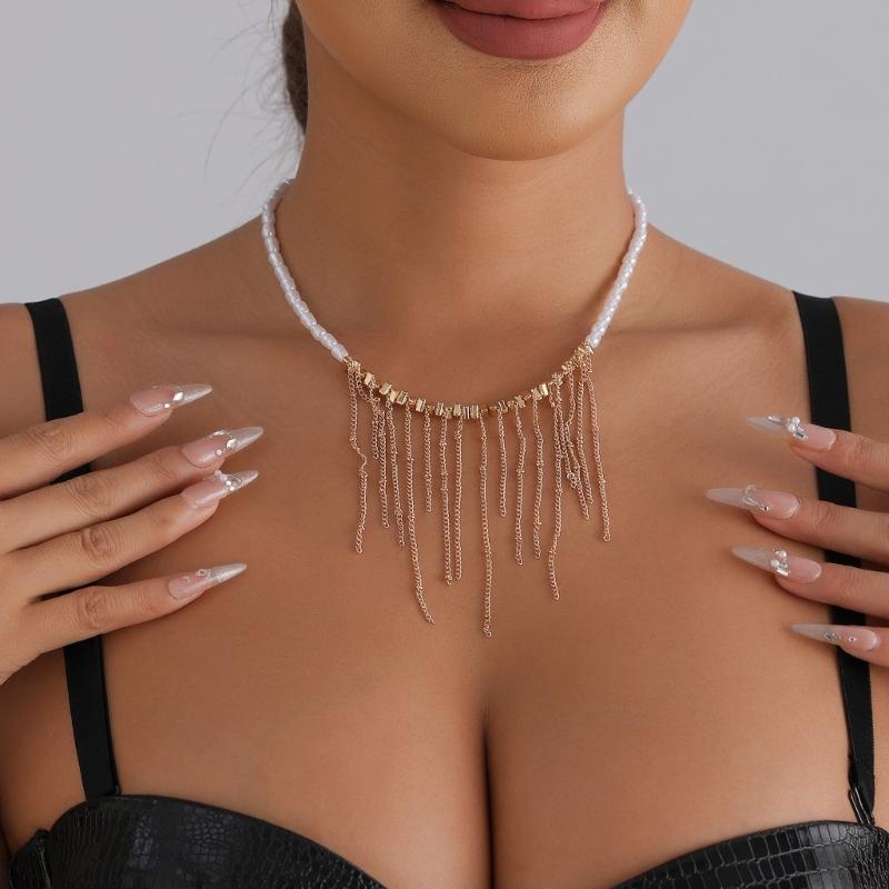 Versatile Adjustable Length Pearls Accent Tassels Necklace For Bridal Event Evening Parties Or Daily Wear
