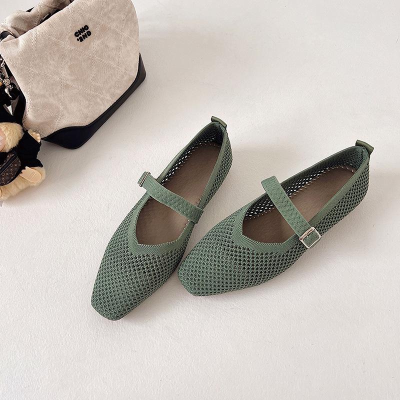 Fashion Women's Fly Weave Mesh Shoes Summer New Breathable Soft Sole Slip on Casual Shoes Lightweight Comfortable Buckle Strap Low Heels