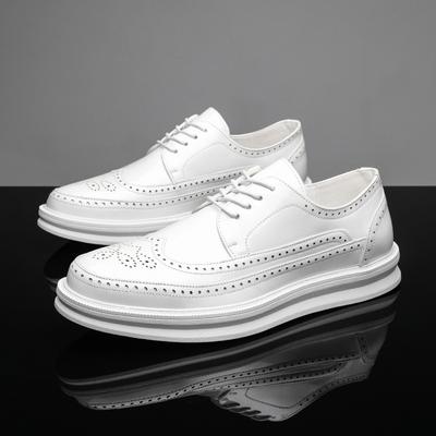 Μόδα Derby Δερμάτινα Ανδρικά Παπούτσια White Brogue Lace Up Μασίφ απλό φόρεμα Business Casual Party Flat παπούτσια γάμου για άνδρες