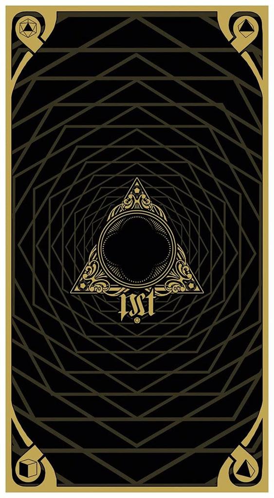 Kancharo Tarotové karty 78 kusů Tarotové věštění Slunce Japonské tarotové karty Základní instrukce Včetně pouzdra [Noční tarot] & (Originální produkt)