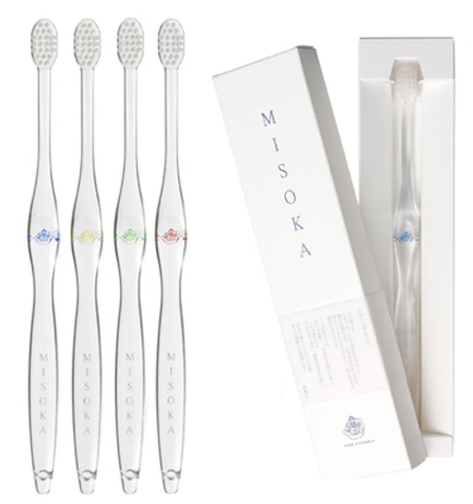 Basic Toothbrush Medium MISOKA A masterpiece crafted with passion by Japanese presented in a Available in 4 Light and 4 toothbrushes of each Set