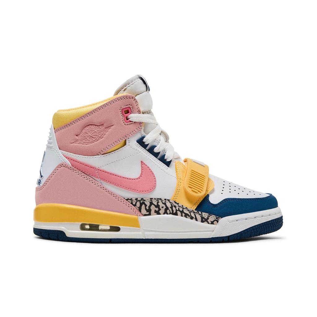 Air Jordan Legacy 312 Grade School 'White Coral French Blue' (Unisex) White / Coral Pink / White / French Blue / Brilliant Topaz / Sakura Pink