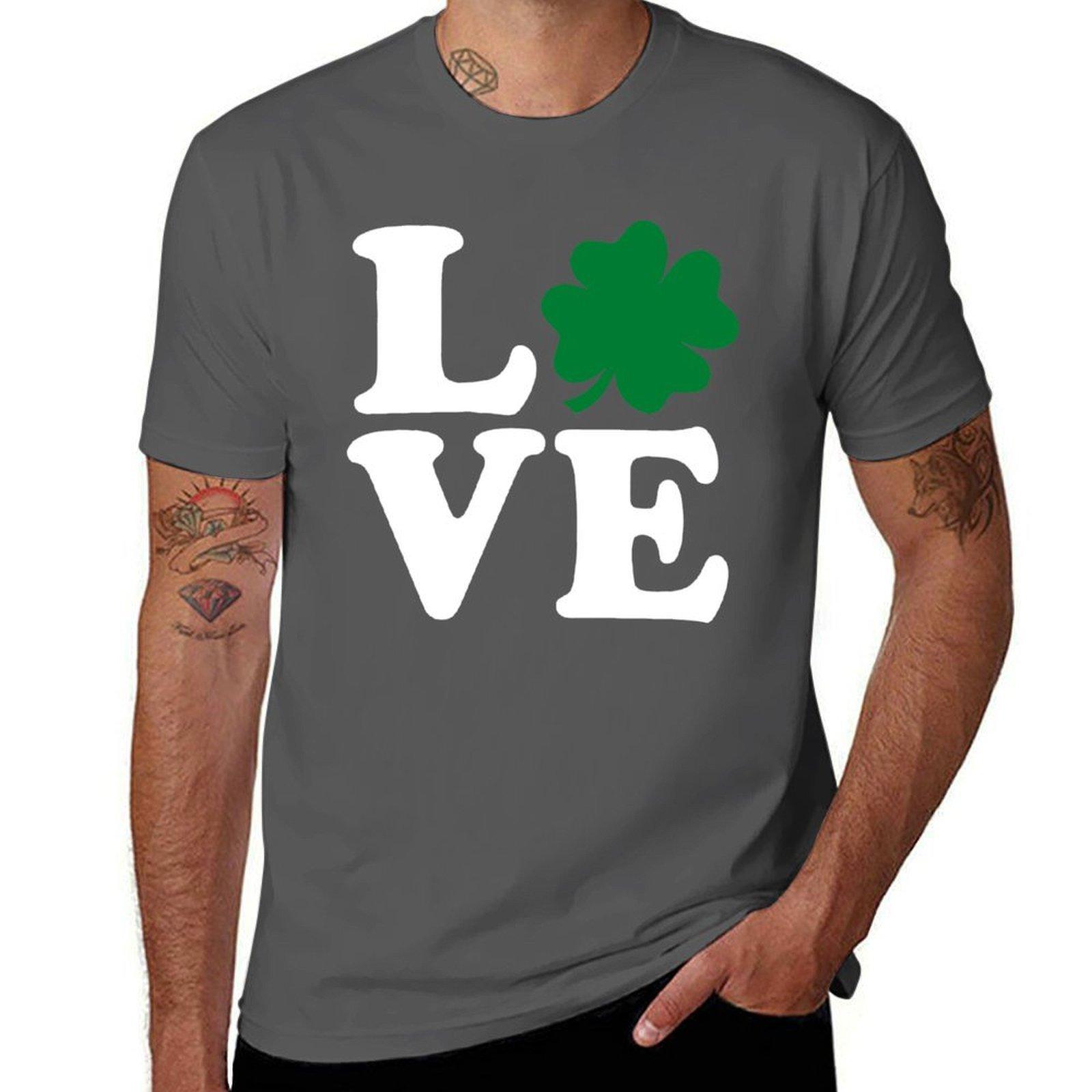 

St Patrick s Day LOVE Shamrock Irish T-Shirt man t shirts for men man graphic t shirt T-Shirt 4XL