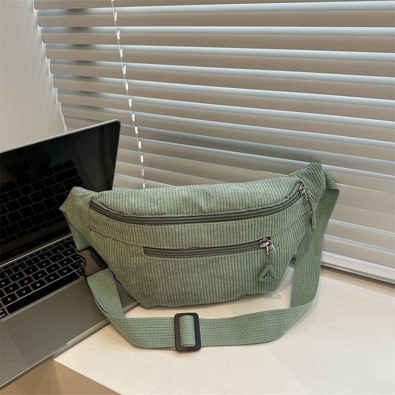 Women's Japanese Style Corduroy Crossbody Bag - Autumn/Winter 2025 Collection, Perfect for Student Outings and Commuting.