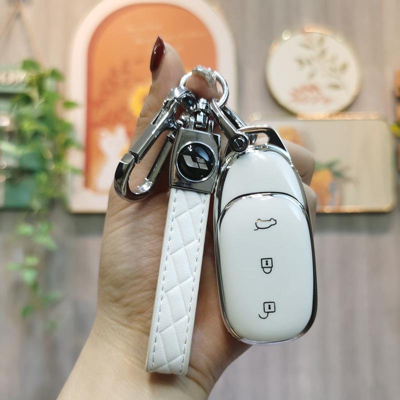 Unisex High-End Key Case: Custom L9 Car Remote Control Protective Shell with Keychain