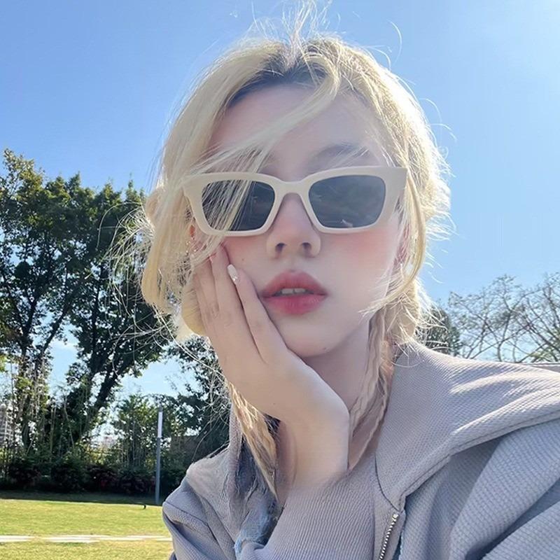 2PCS Personality Fashion Cat Eye Sunglasses Women Men Vintage Classic Black White Frame Sun Glasses Outdoor Driving Shades