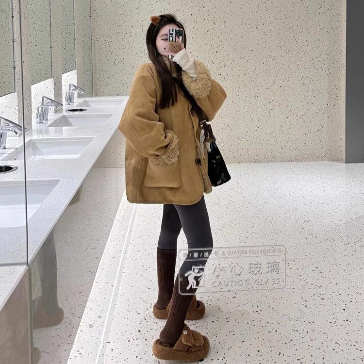 Wear fur integrated fur jacket on both sides, women's autumn and winter loose locomotive clothing top, lamb wool environmentally friendly fur thickene