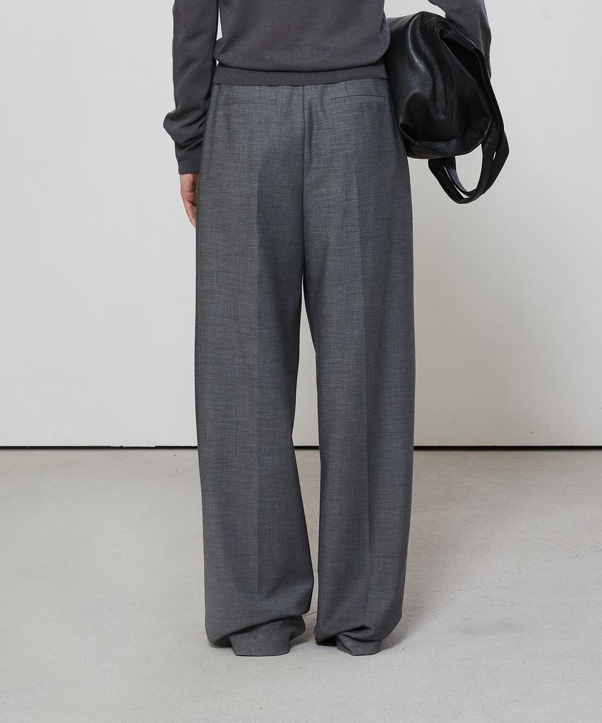 NOTIA Essential Wide Fit Two Tuck Slacks - Charcoal