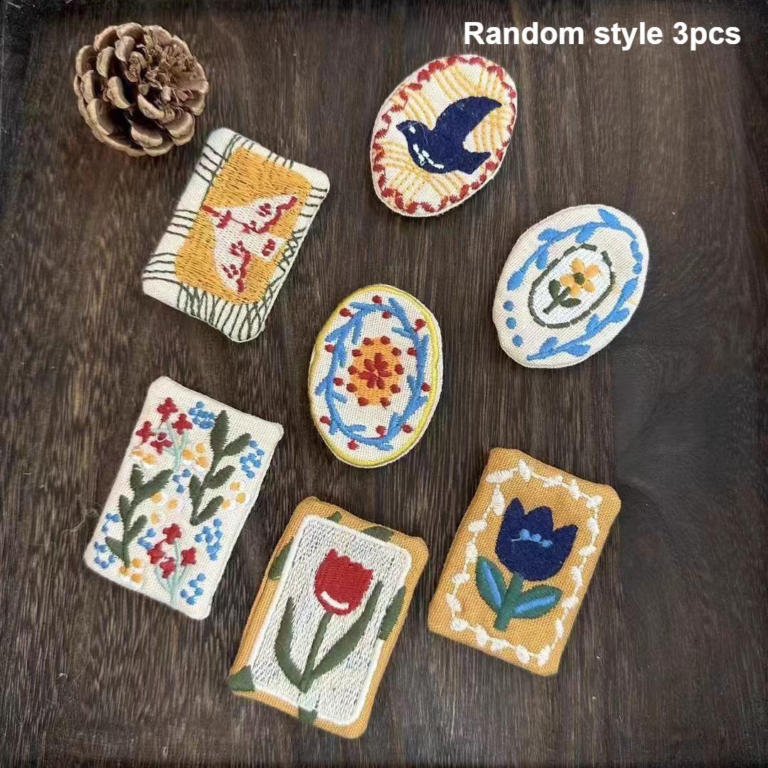 

3pcs Versatile And Artistic Small Fresh Brooch Accessories,Can Be Used As Brooches And School Bag Accessories Brooch accessories