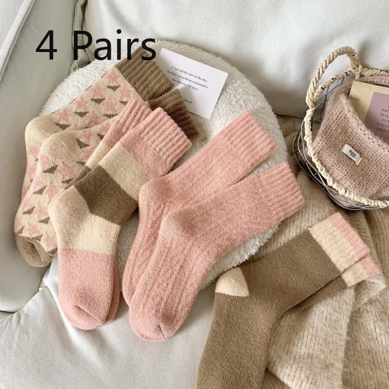 

4 Pairs of Female Autumn and Winter Thickened Warm Hair Ring Sweet Lovely Tube Socks 4 Pairs