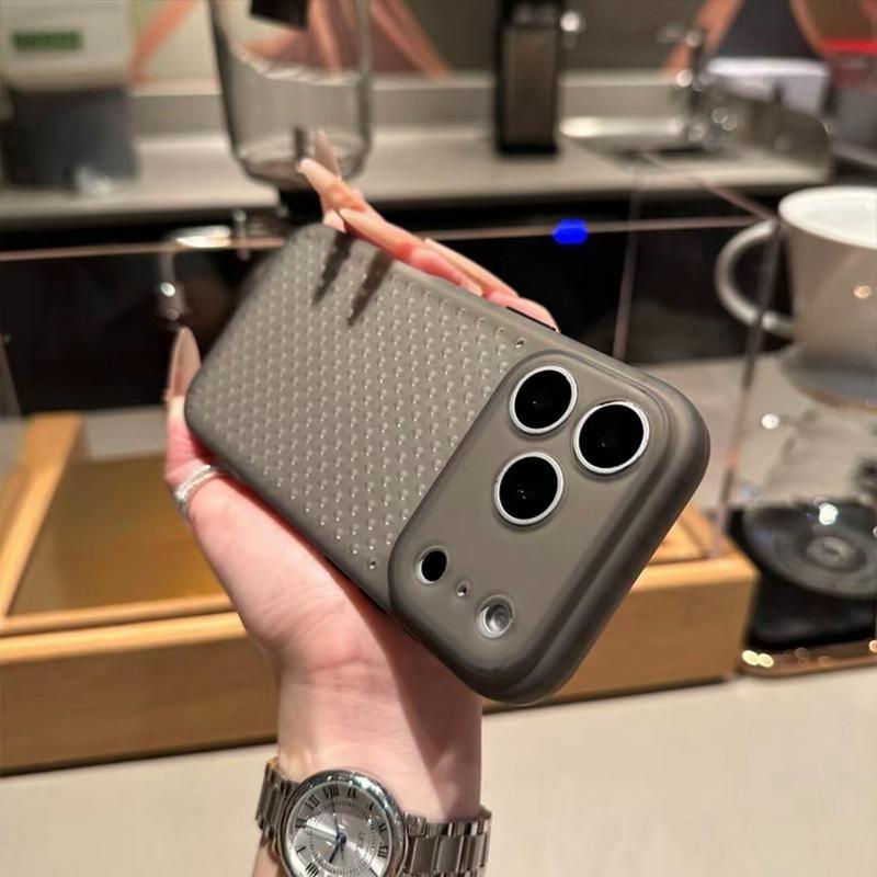 Luxury Soft TPU Heat Dissipation Phone Case For 13 14 15 16 17 Pro Max Shockproof Hollowed Out Bumper Cases Cover