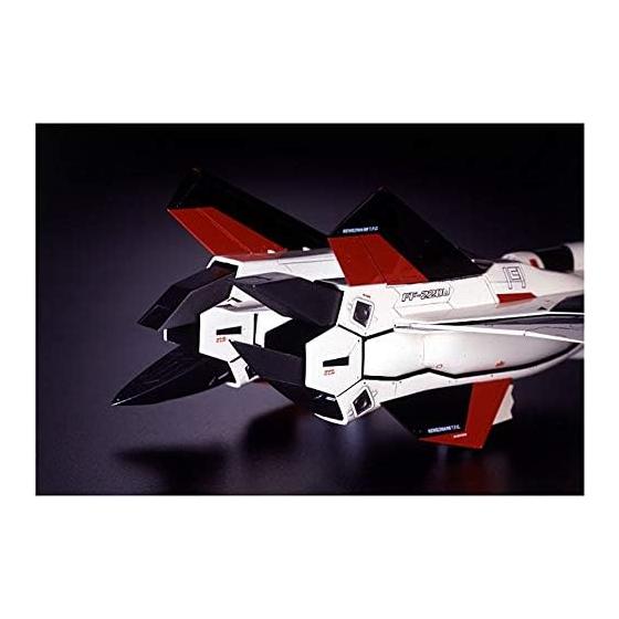 Hasegawa Macross Plus YF-19 1/72 Scale Plastic Model 9