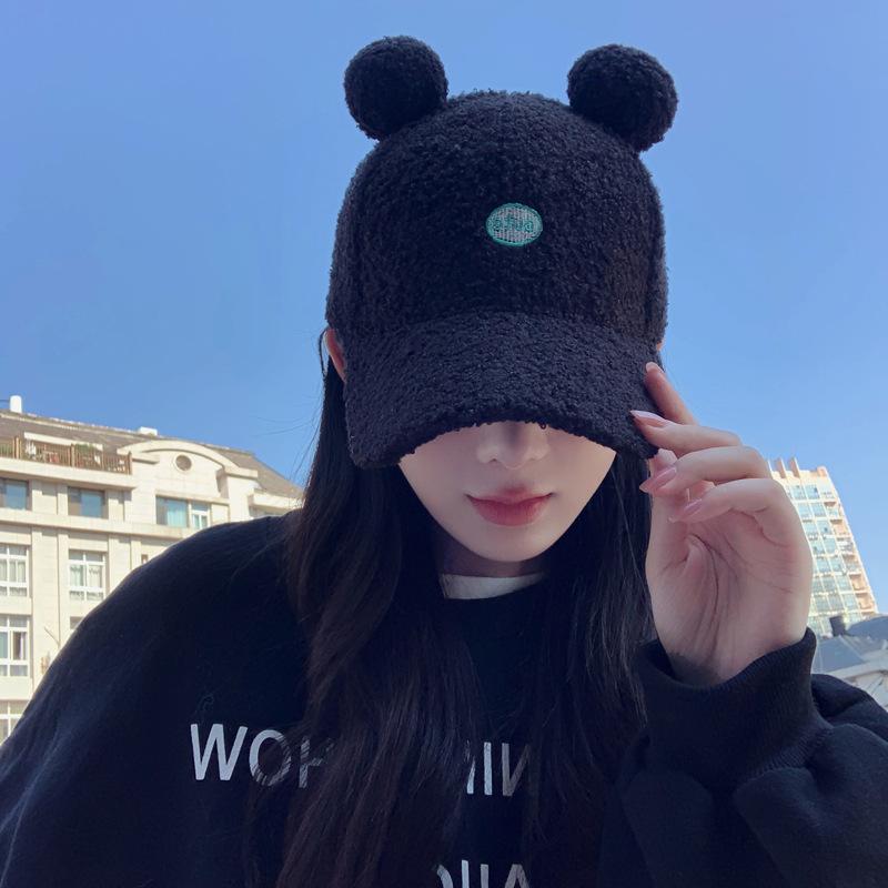 Korean Version of Autumn and Winter Warm Cartoon Hat for Women Imitation Lamb Fur Baseball Hat for Women Cute Student Fur Ball Ear Baseball Cap