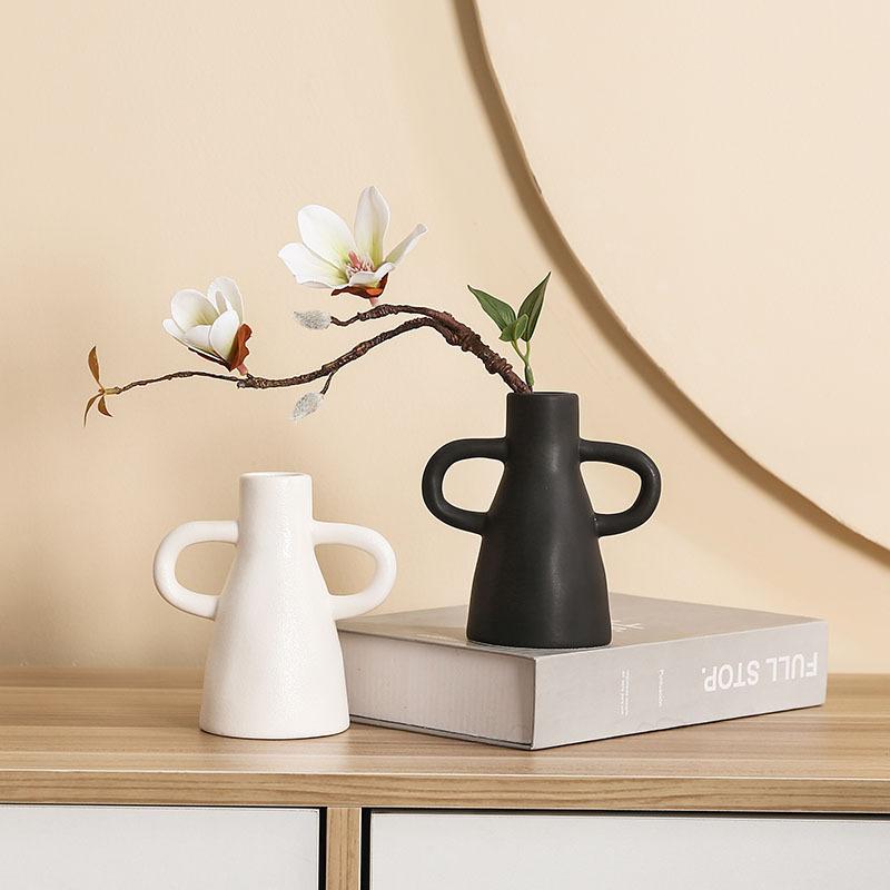 Simple Art Cutout Ceramic black Vase Living Room Dining Table Decoration Creative Amphora Special-shaped Vase Flower Home Decor