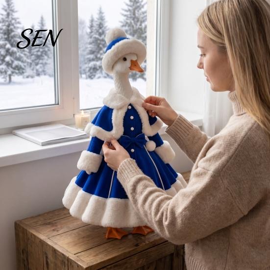 Decorative Polyester Goose Outfit Winter Porch Plush Outfit, Christmas Button-up Dress Cape and Hat for Garden Statue Accessories Holiday Patio
