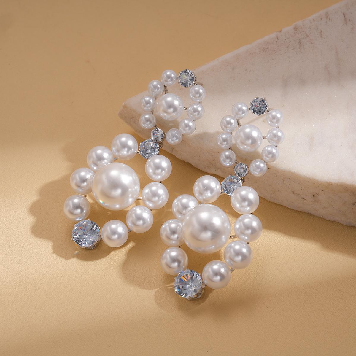 

DIGADAGU Alloy Imitation Pearl Round Geometric Dangle Earrings New Simple Luxury Earrings Women s Party Zircon Accessories медный