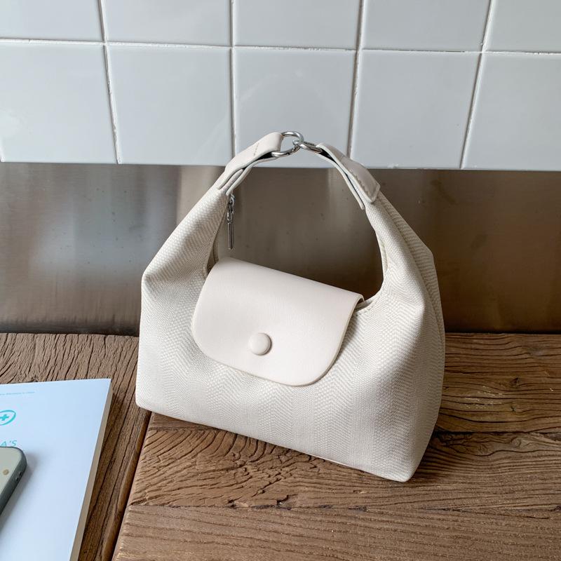 

Popular portable small bag women s new fashion shoulder dumpling bag commuter messenger bag белый