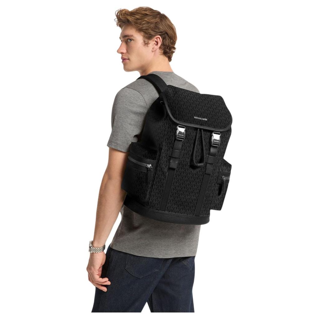Michael Kors MK Sutton Monogramm Lässiger Mode Stoff Kunstleder Rucksack Großer Herrenrucksack Schwarz 37U0MCOB6B-001