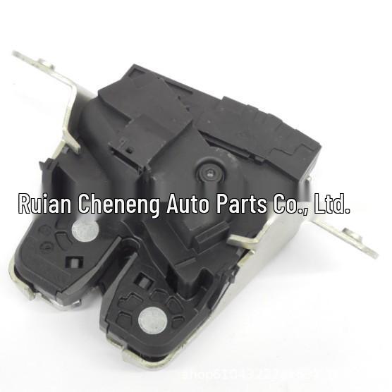 Mercedes-Benz Trunk Lock - Model 2047400735 Compatible 2047400735