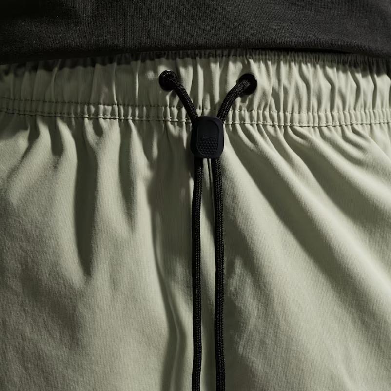 Nike Dri-Fit Tech Helios Leichte Atmungsaktive Locker Geschnittene Schnelltrocknende Hose Herren Unterteile IF1305-304