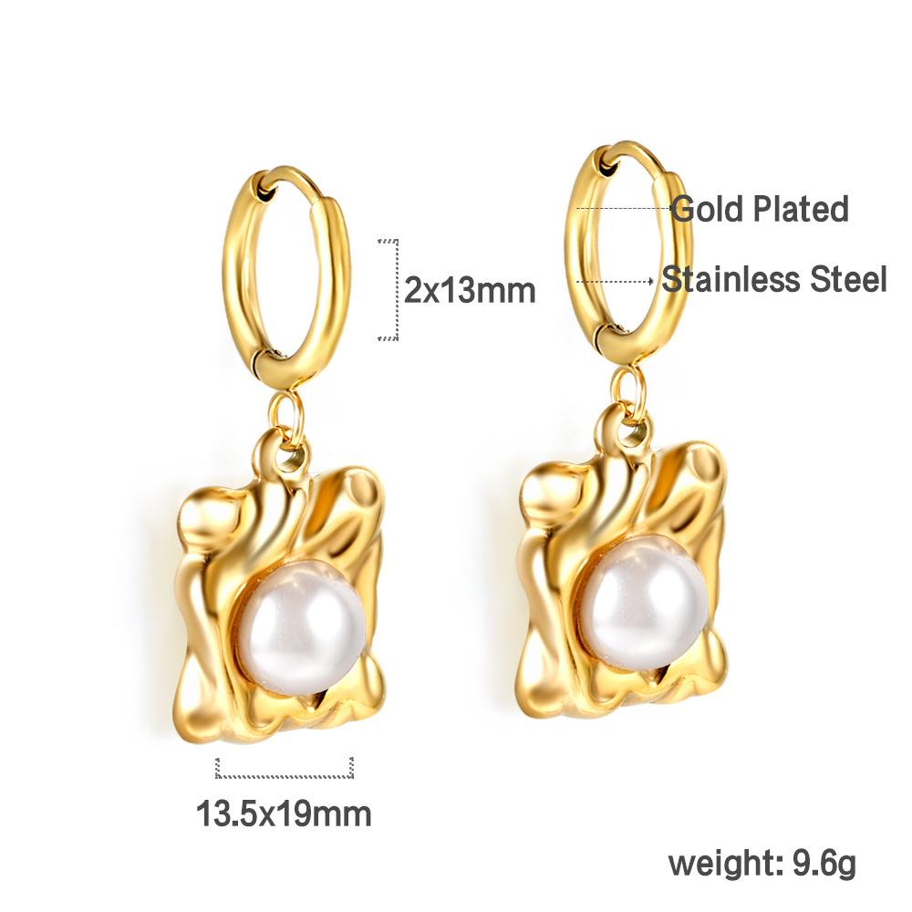 Elegant Baroque White Pearl Earrings Fashionable High-End Pearl Jewelry