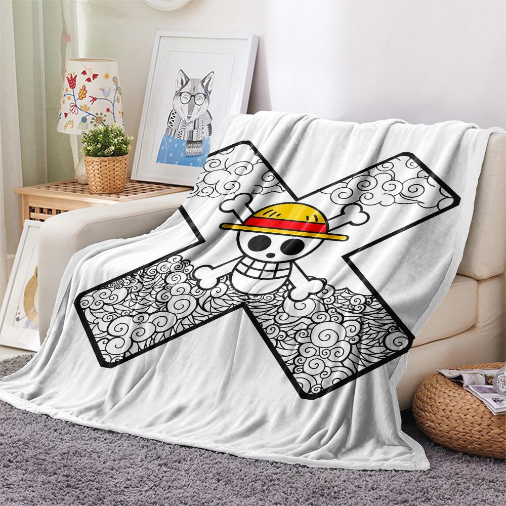 1PC One Piece Straw Hat Pirates Patterned Flannel Blanket Suitable For All Seasons For Home Decor Warmth And Comfort Gifts Holiday Present