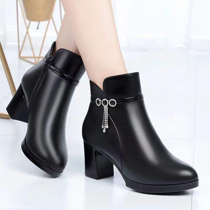 Mom winter shoes high heels short boots 2025 autumn new thick heel thick sole velvet warm women's versatile cotton boots