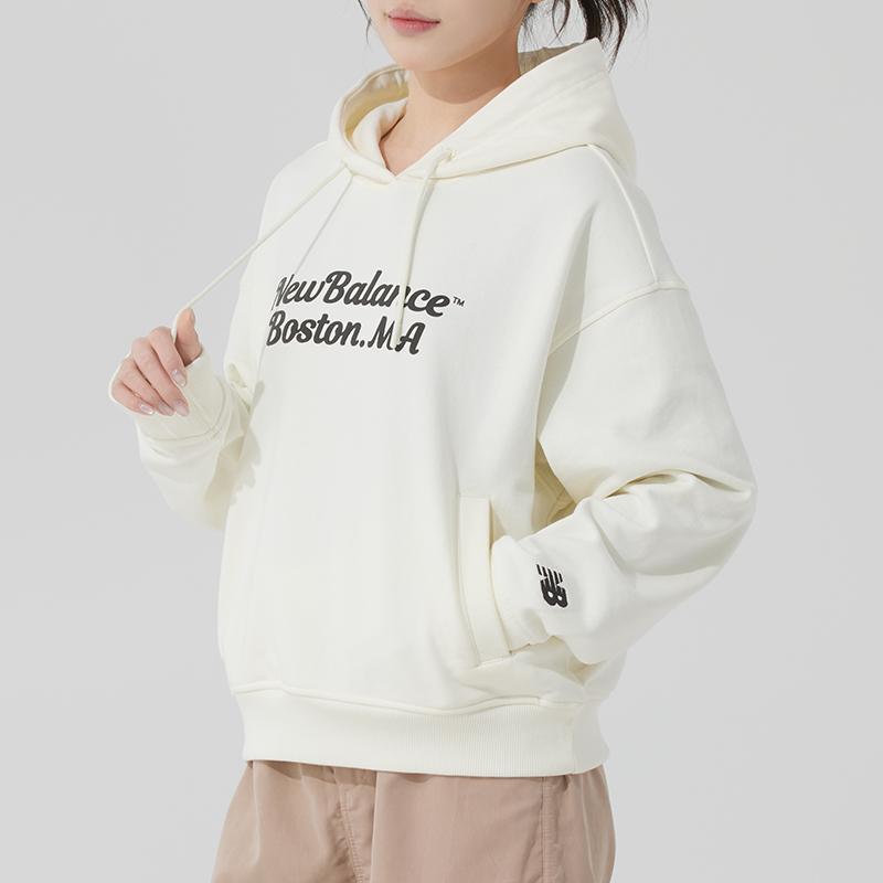 New Balance Sweatshirt Women's Beige NCF12122-IV