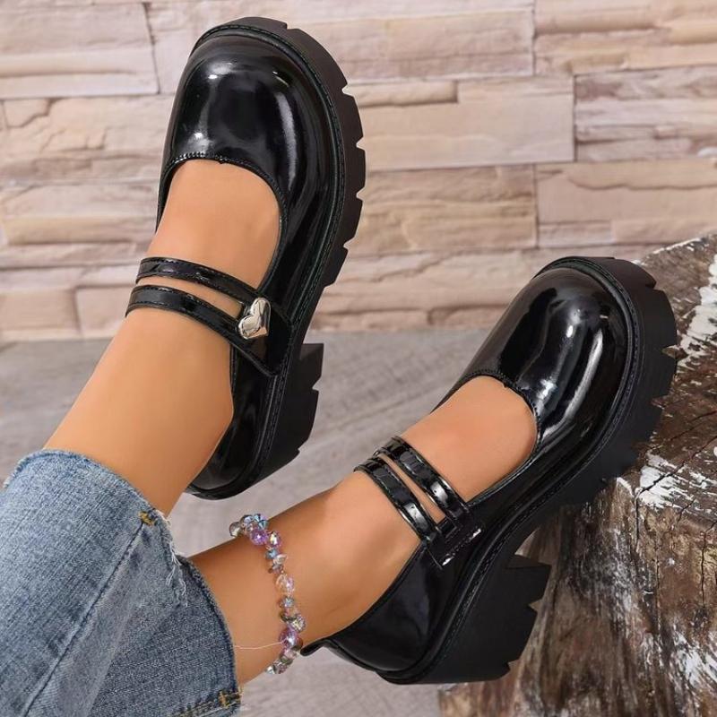 2026 Retro Patent Leather Women's Platform Mary Jane Shoes Summer Fashion High Heel Comfortable Shallow Office Low Top Shoes.