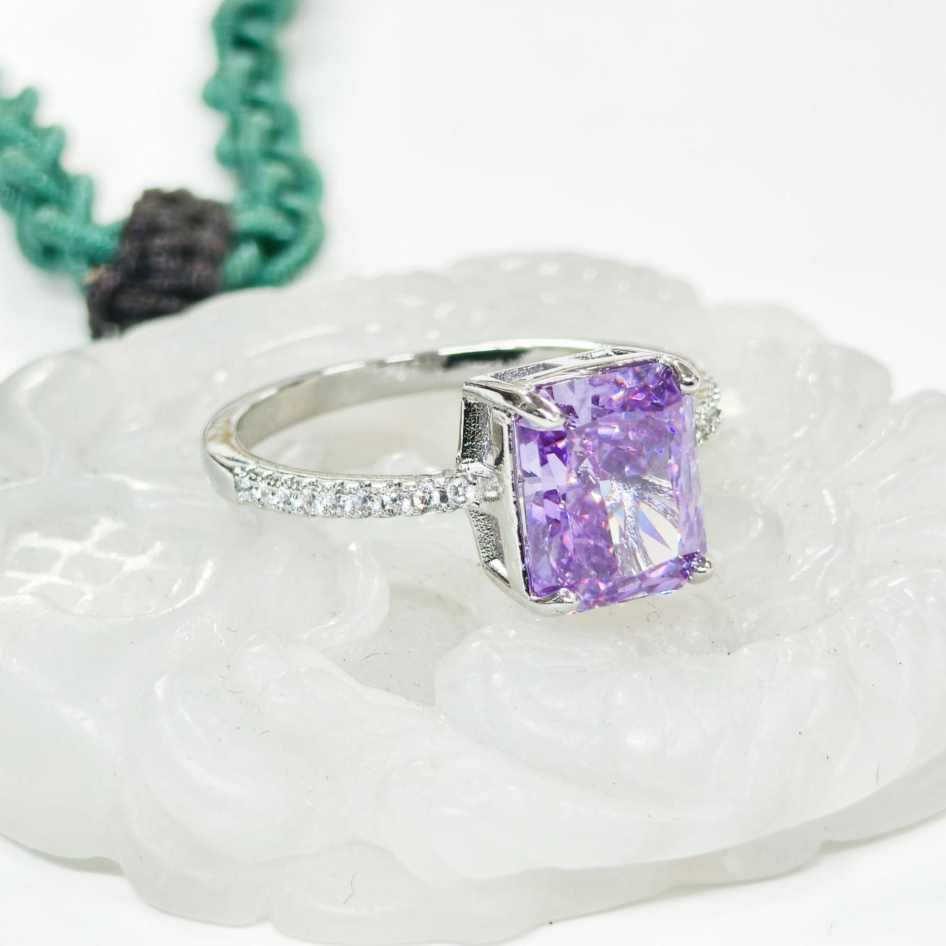 Gesi En Women s Simple Oval Zircon Ring - Elegant High-End Design Size 6