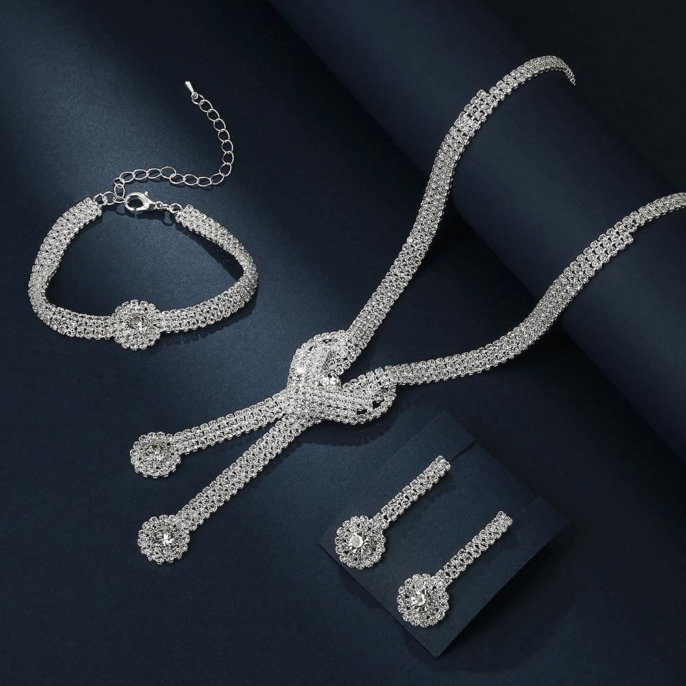 

European & American Style Heart Pendant Bridal Jewelry Set with Tassel Diamonds