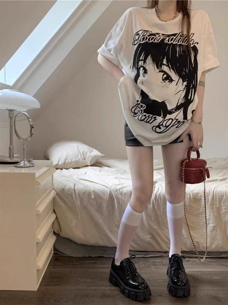 Plus Size Retro Cartoon Girl Print Cotton T-shirt - Loose Fit, Short Sleeve