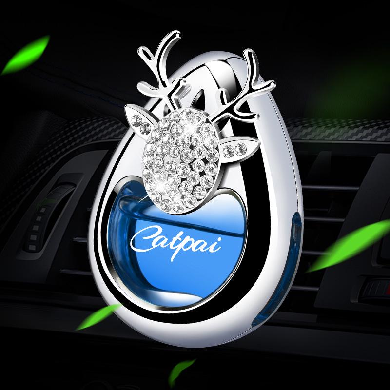 Diamond-Studded Deer Car Perfume: Elegant Air Vent Freshener & Cute Ornament for Women's Car Interiors