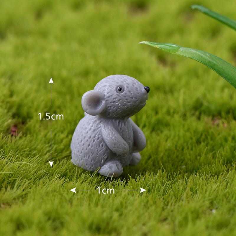 Miniature DIY Building Model: Moss, Micro Landscape Ornaments, Resin Animal & Plant Figures