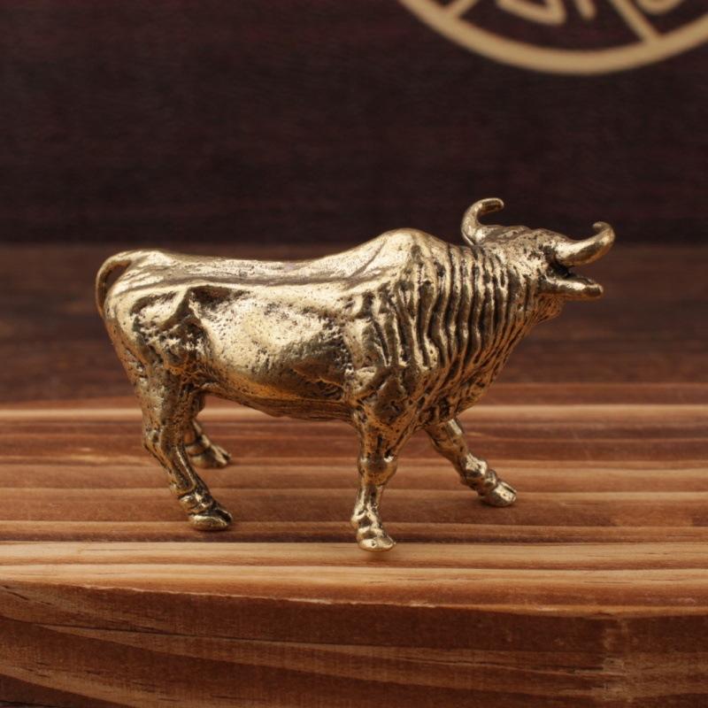 Vintage Copper Ornament Hanging Decoration Yellow Ox Year Creative Twelve Zodiac Feng Shui Ox Turn The Tide Tea Pet