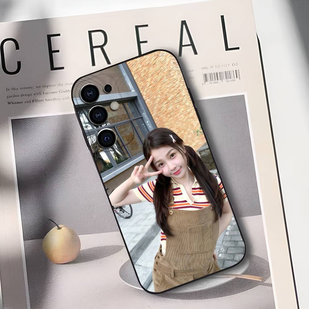 E-Esther Yu Shuxin Phone Case For Samsung S25,S24,S21,S22,S23,S30,Ultra,S20,Plus,Fe,Lite,Soft Black Cover