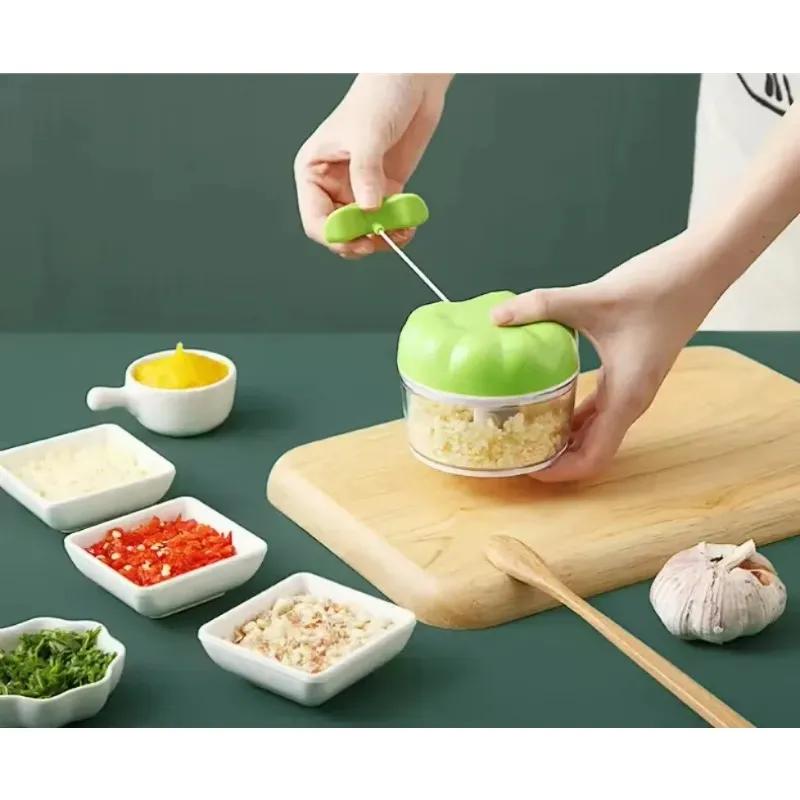 Hand Press for Garlic Chop Professional Stainless Steel Garlic Presser Kitchen Utensils Crusher Gadgets Chopper Manual Grater