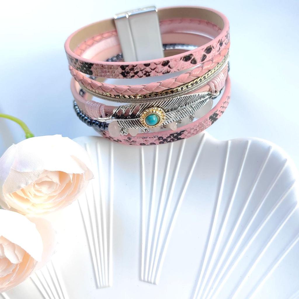Bohemian Style Leather Bracelet with Crushed Stone and Plant Leaf Design
