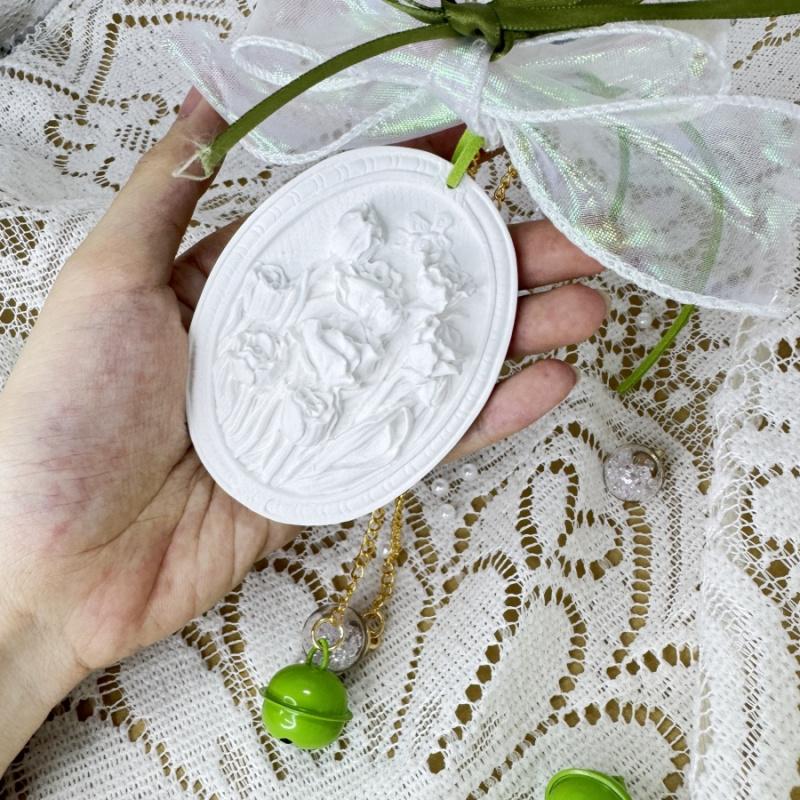 1pcCar Rose Flower Aroma Hanging Decoration Bedroom Wardrobe Aroma Plaster Pendant Diffuser Stone Hanging Decoration Wedding Gif