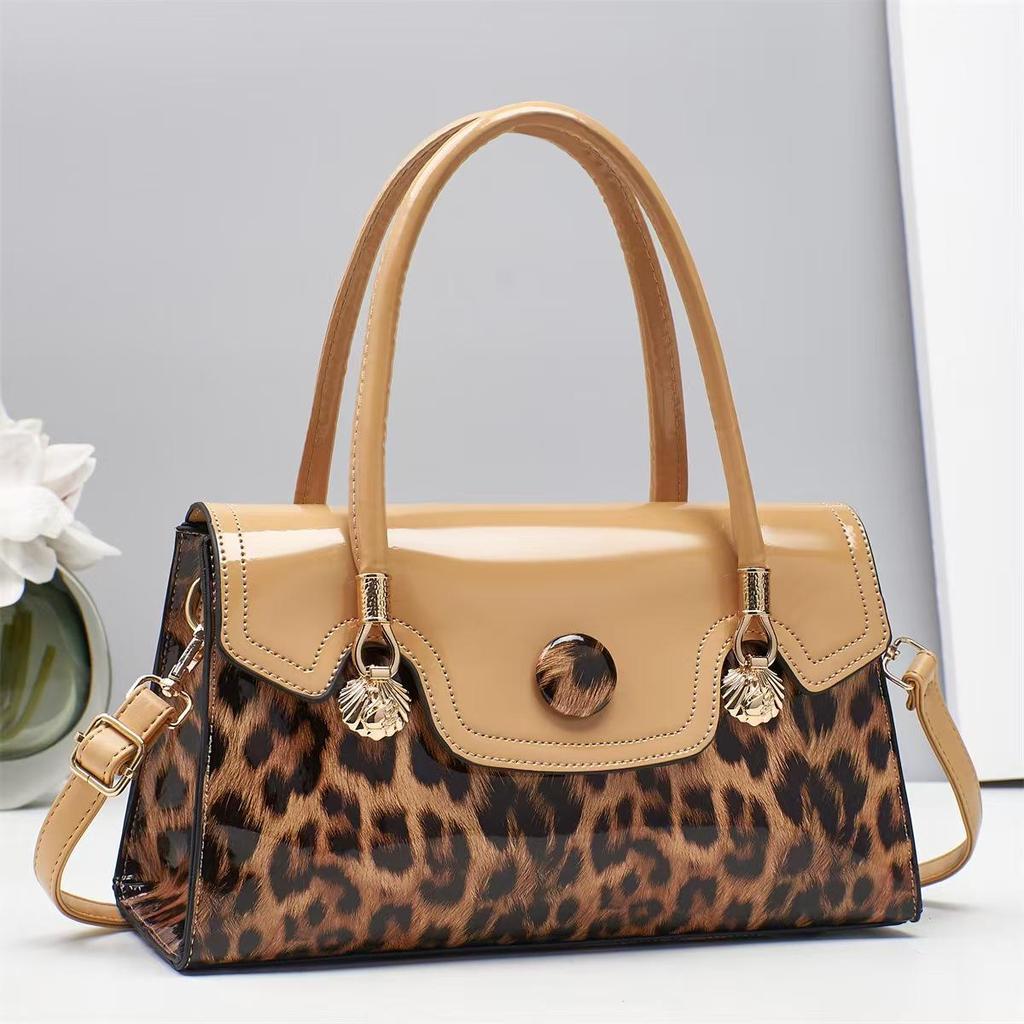 2025 Trendy Leopard Print Crossbody Handbag for Women - Versatile, Stylish Shoulder Bag for Moms