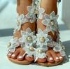 Sandalias planas de flores para mujer, zapatos sin cordones con perlas sintéticas y puntera a la moda, sandalias informales de viaje para la playa