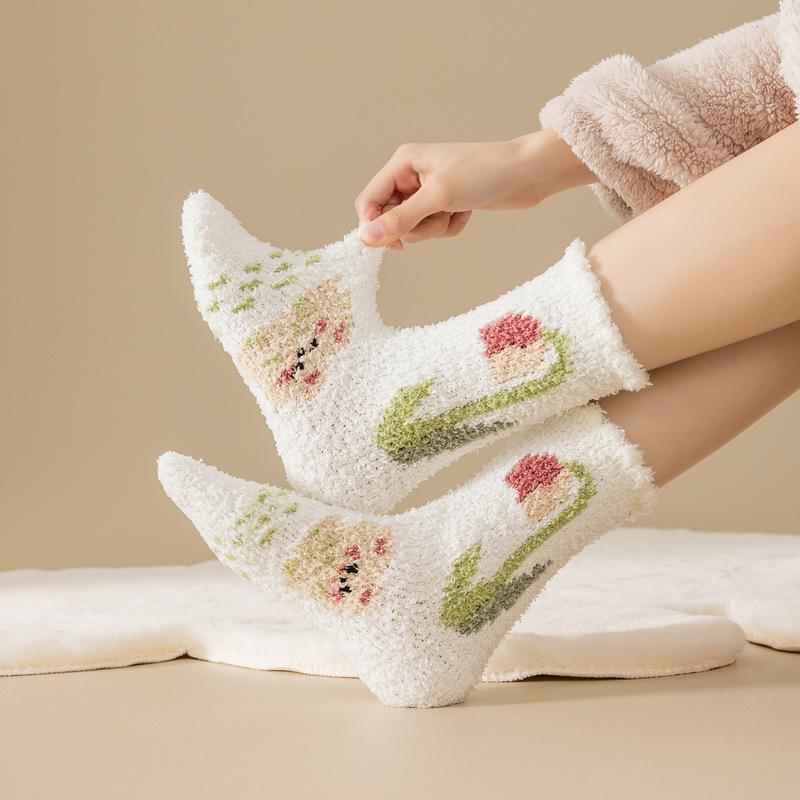 Coral Velvet Socks Women Winter Thickening Does Not Lose Hair Home Sleep Socks Tulip Warm Mid-Calf Floor Socks