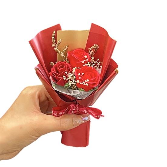 

Pocket Rose Artificial Flowers Gift Packaging Mini Bouquet Long-Lasting No Wither Flower for Valentine’s Day Birthday красный