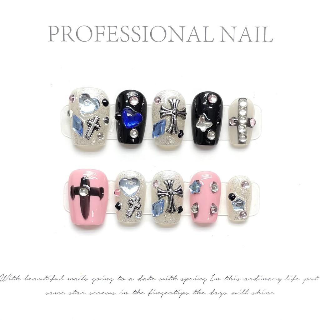 

100% РУЧНАЯ РАБОТА Искусственные ногти Черные/розовые Милые Короткие ногти Хромированные Сердечки Крест Накладные ногти Многоразовые и съемные ногти с набором инструментов